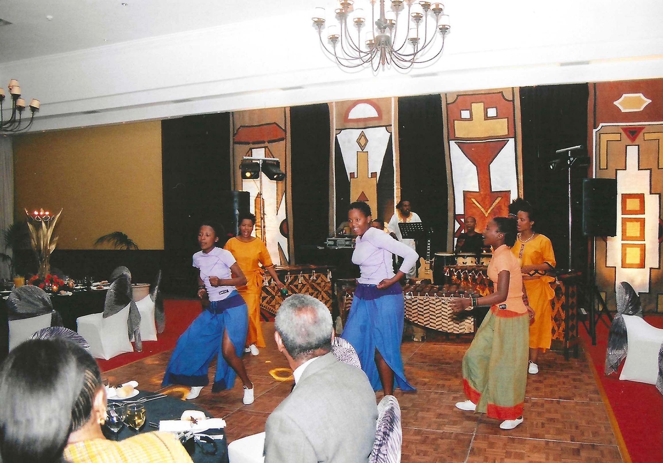 IME Symposium Dinner Reception Dancers in Cape Town 4